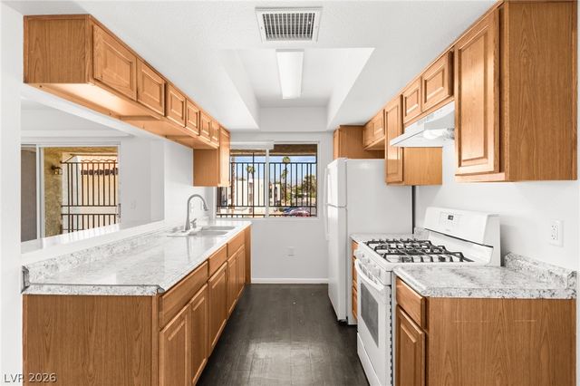 1405 Vegas Valley Drive 162, Las Vegas, NV 89169