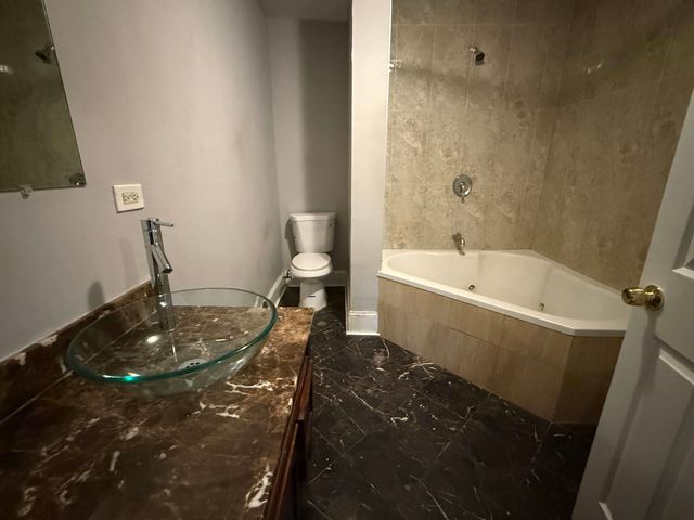 46 N Menard Avenue BG, Chicago, IL 60644