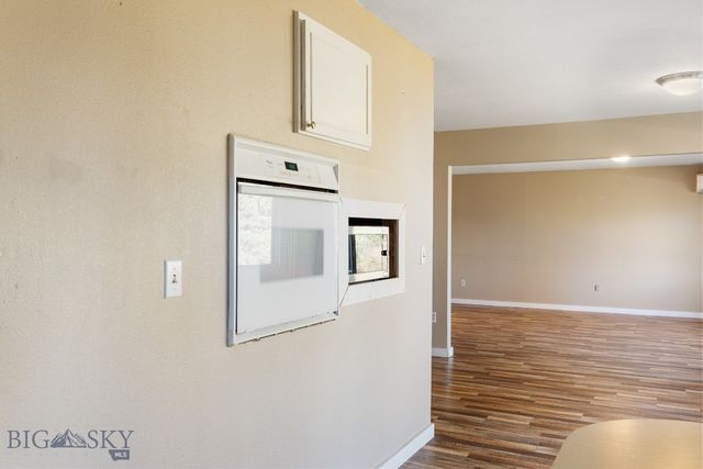 306 S 14th Avenue, Bozeman, MT 59715