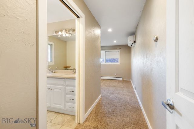 306 S 14th Avenue, Bozeman, MT 59715