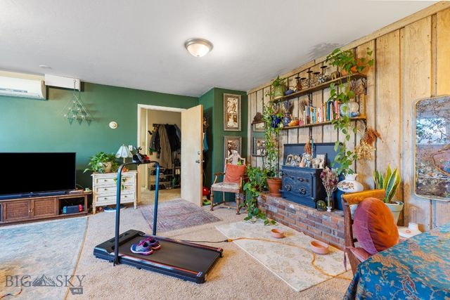 306 S 14th Avenue, Bozeman, MT 59715