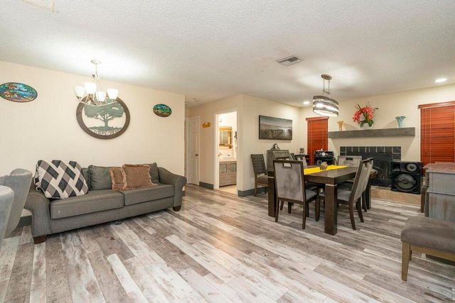 15211 60th Place N, Loxahatchee, FL 33470