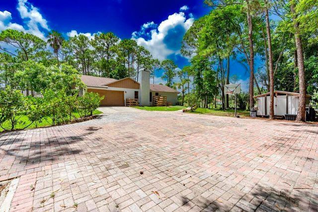 15211 60th Place N, Loxahatchee, FL 33470
