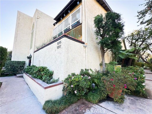 5255 Coldwater Canyon D, Sherman Oaks, CA 91401