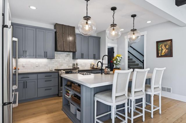 1207 James Avenue, Saint Paul, MN 55105