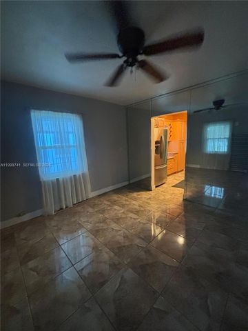 1733 NW 40th St, Miami, FL 33142