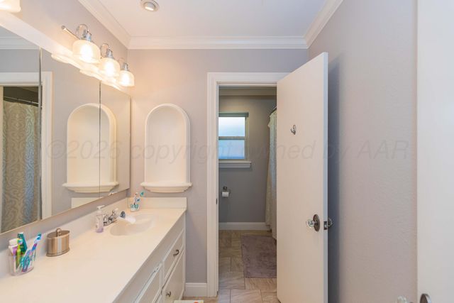3925 EATON Drive, Amarillo, TX 79109