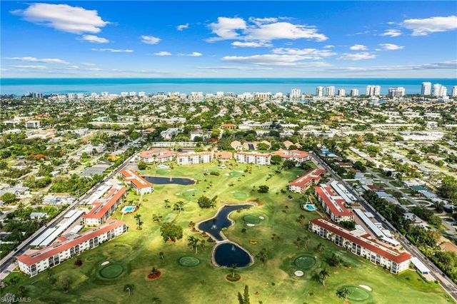 29 High Point CIR E 403, Naples, FL 34103