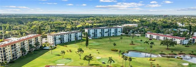 29 High Point CIR E 403, Naples, FL 34103