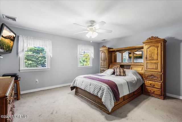 945 N Concourse, Aberdeen, NJ 07735