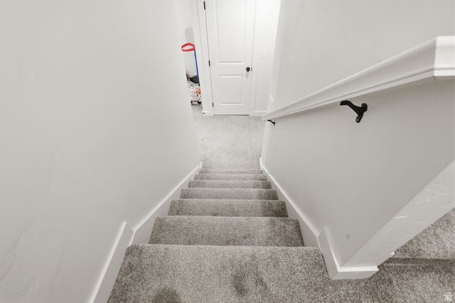 9387 N VERNHAM LN, Eagle Mountain, UT 84005