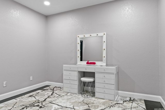 5022 THYMUS DR, San Antonio, TX 78245