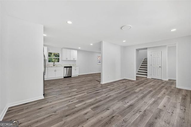 440 Larchmont Drive NW, Atlanta, GA 30318