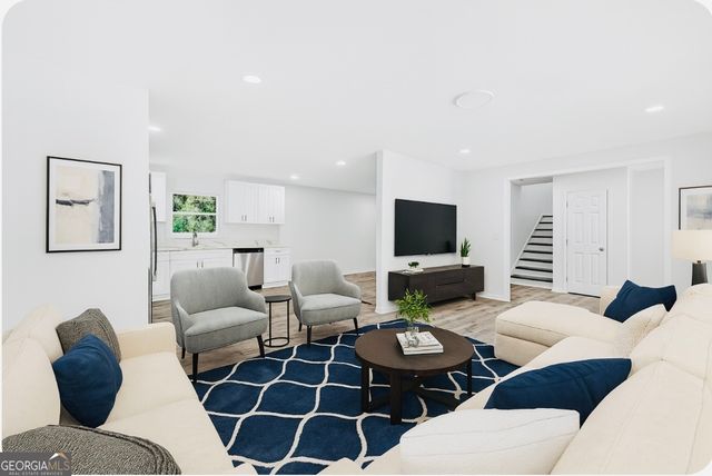 440 Larchmont Drive NW, Atlanta, GA 30318