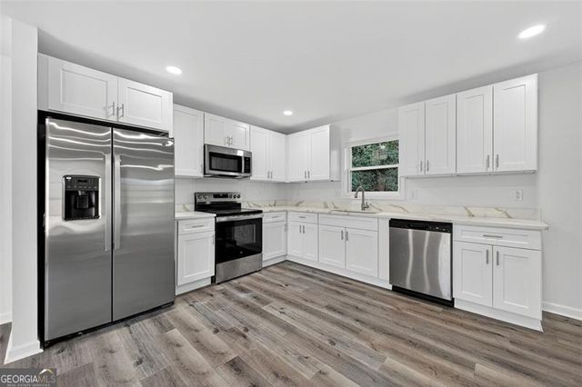 440 Larchmont Drive NW, Atlanta, GA 30318