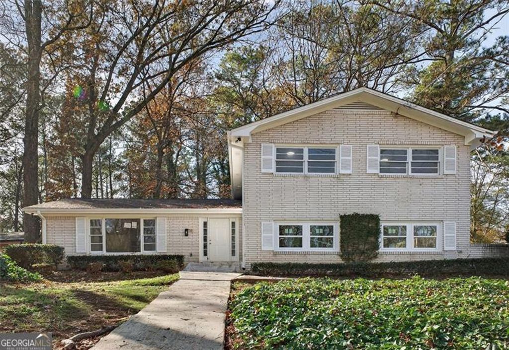 440 Larchmont Drive NW, Atlanta, GA 30318