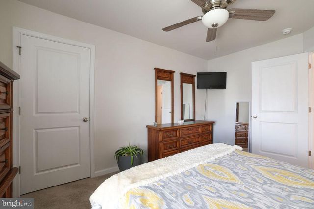 9 LOOKOUT AVE, Barnegat, NJ 08005