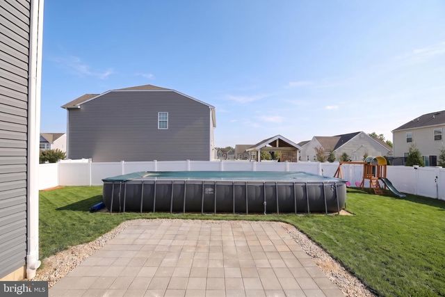 9 LOOKOUT AVE, Barnegat, NJ 08005