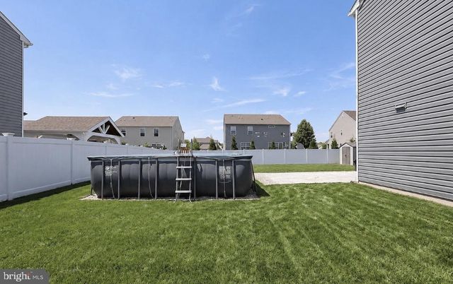9 LOOKOUT AVE, Barnegat, NJ 08005