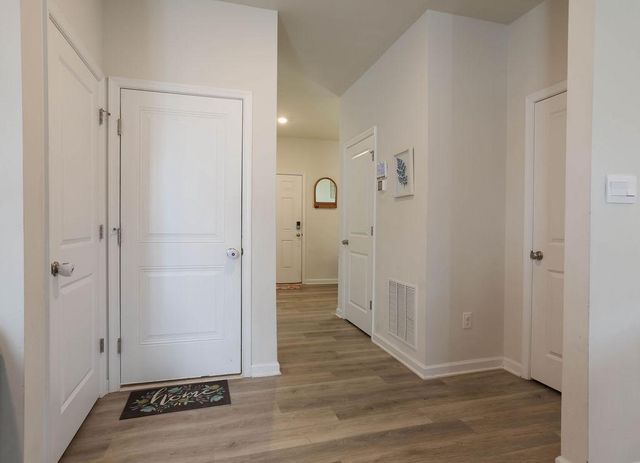 9 LOOKOUT AVE, Barnegat, NJ 08005