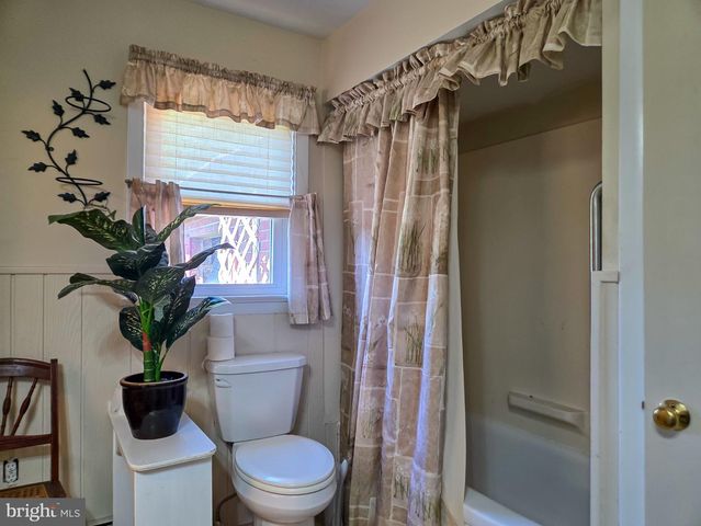 524 LOCUST ST, Denver, PA 17517