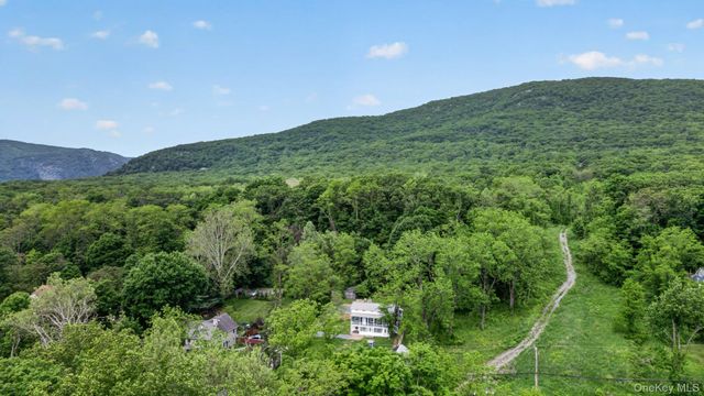 26 Fishkill Road, Cold Spring, NY 10516