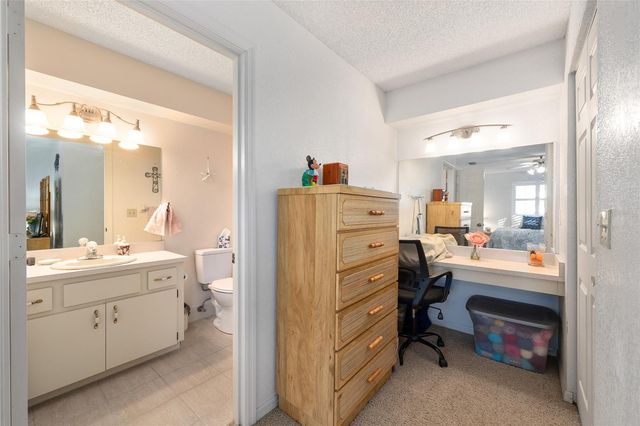 10913 SW 83RD AVE, Ocala, FL 34481