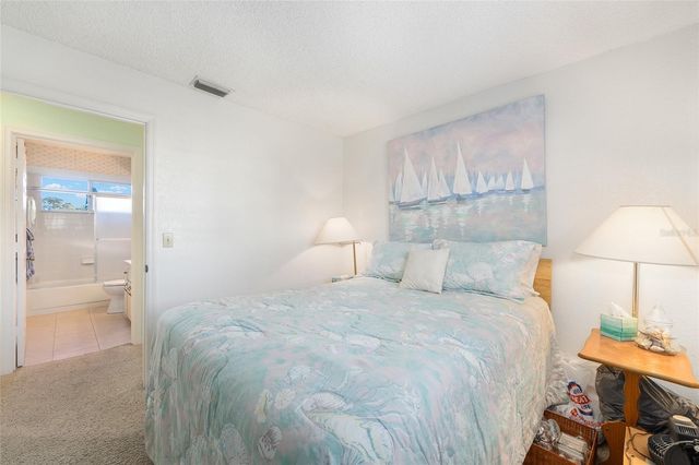 10913 SW 83RD AVE, Ocala, FL 34481