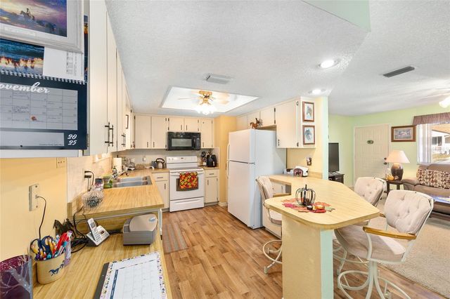 10913 SW 83RD AVE, Ocala, FL 34481