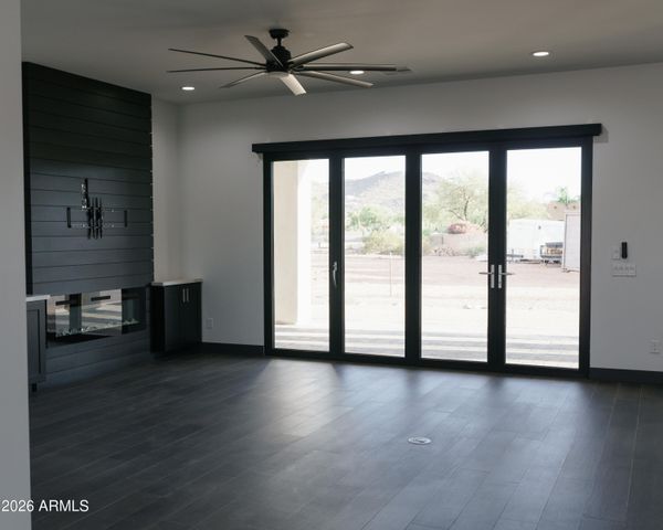 39142 N 29TH Avenue, Phoenix, AZ 85086
