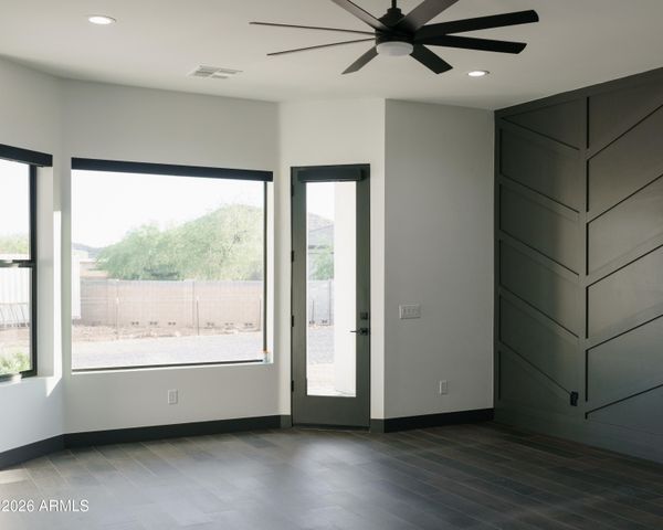 39142 N 29TH Avenue, Phoenix, AZ 85086