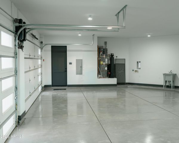 39142 N 29TH Avenue, Phoenix, AZ 85086