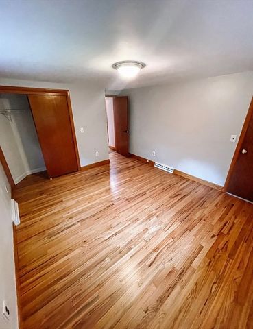 2 Bow St 2, Plainville, MA 02762