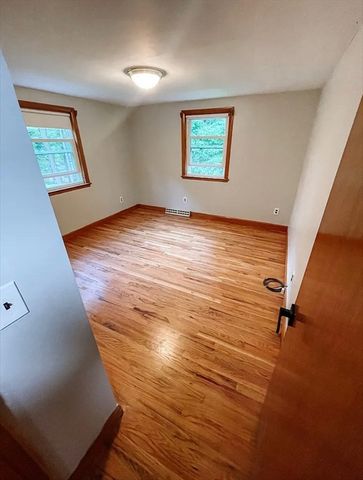 2 Bow St 2, Plainville, MA 02762