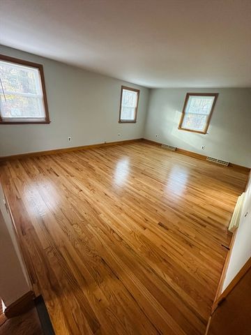 2 Bow St 2, Plainville, MA 02762