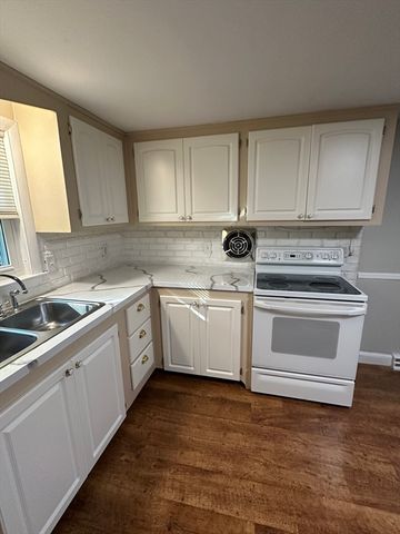 2 Bow St 2, Plainville, MA 02762