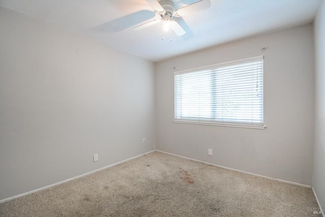 255 Alderglen Dr, Dixon, CA 95620