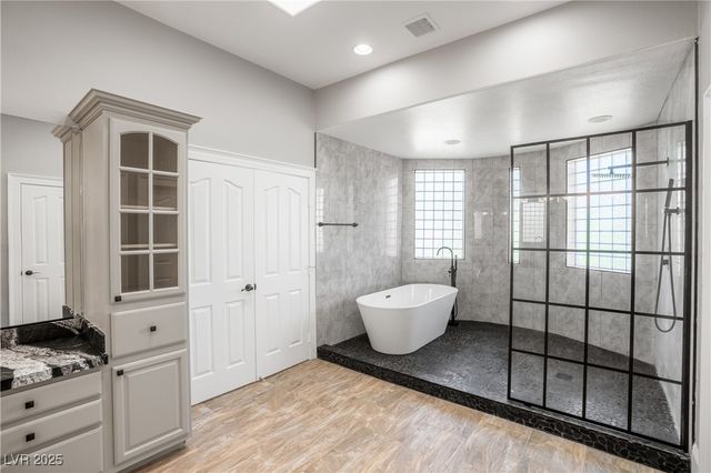 3465 Pama Lane, Las Vegas, NV 89120