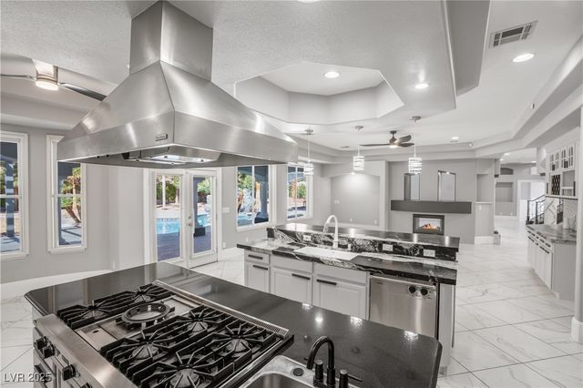 3465 Pama Lane, Las Vegas, NV 89120