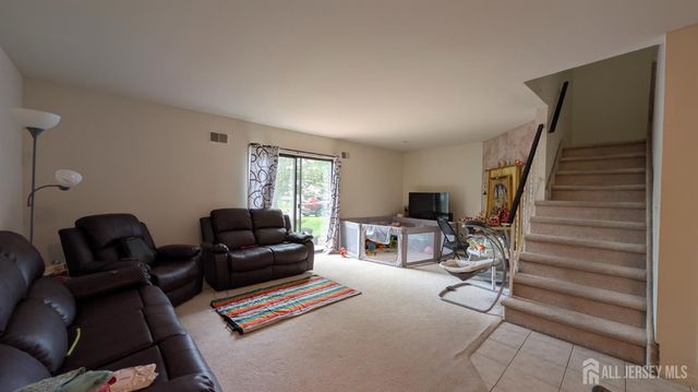 12 Sunflower Court, Edison, NJ 08820