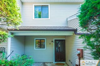 12 Sunflower Court, Edison, NJ 08820
