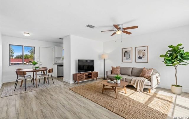 3007 Dall Trl, San Antonio, TX 78228