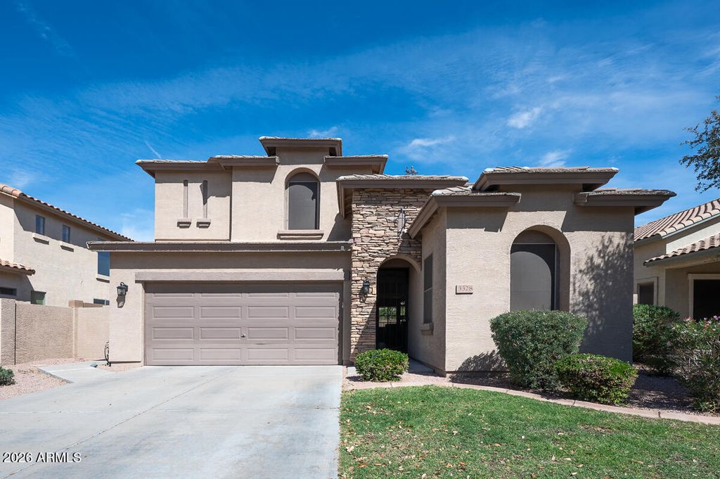 3328 E MERLOT Street, Gilbert, AZ 85298