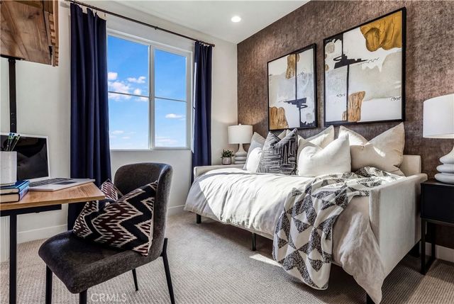 12721 Sky Place 8, Hawthorne, CA 90250