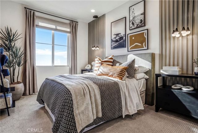 12721 Sky Place 8, Hawthorne, CA 90250