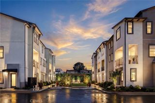 12721 Sky Place 8, Hawthorne, CA 90250