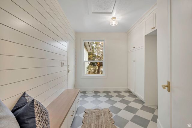 10158 S BUTTERCUP DR, Sandy, UT 84092