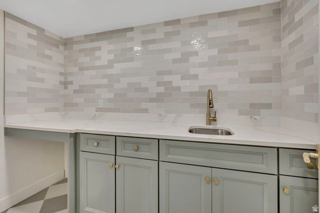 10158 S BUTTERCUP DR, Sandy, UT 84092