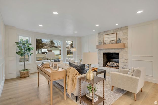 10158 S BUTTERCUP DR, Sandy, UT 84092