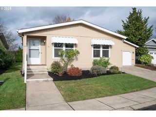 4055 ROYAL Ave 90, Eugene, OR 97402